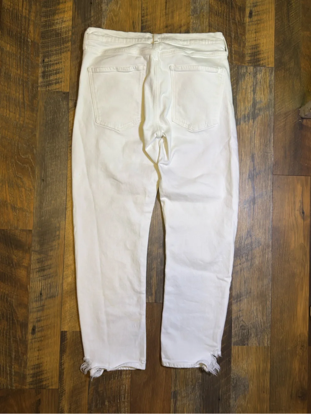 AGOLDE Toni White Jeans distressed ankles Size 29